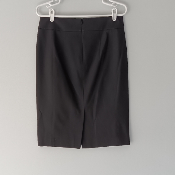 Loft Classic Black Straight Pencil Skirt Lined Zipper Machine Wash Size 6T - Picture 3 of 11